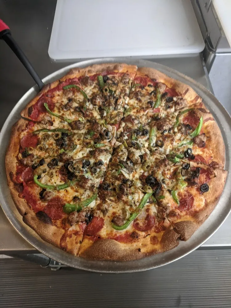 Large Supreme Grand Pizza